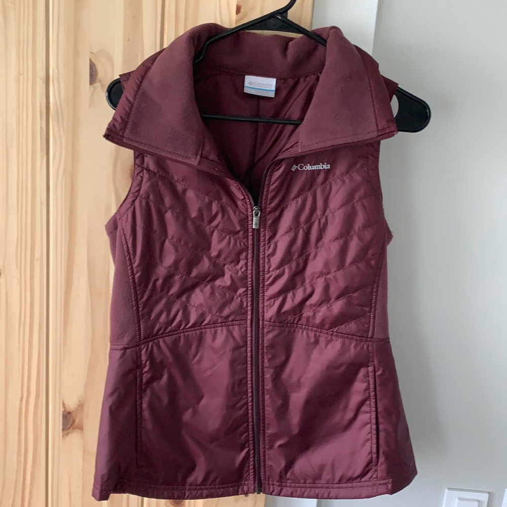 Woman’s Columbia vest (size small)